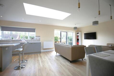 Stoke Road, Milton Keynes, Buckinghamshire, MK2