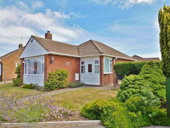 2 bedroom detached bungalow for sale in Burnt House Lane, Stubbington, PO14