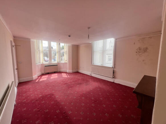 Flat 1 - Bedroom 1