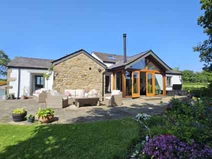 New Row, Off Clitheroe Road, Knowle Green, PR3