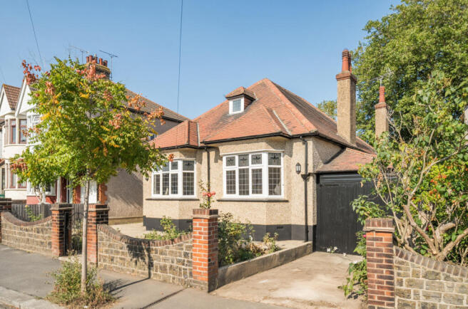 1341228-1-68a25bb...