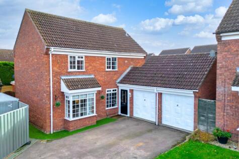 Manchester Way, St. Ives, Cambridgeshire, PE27 3DG