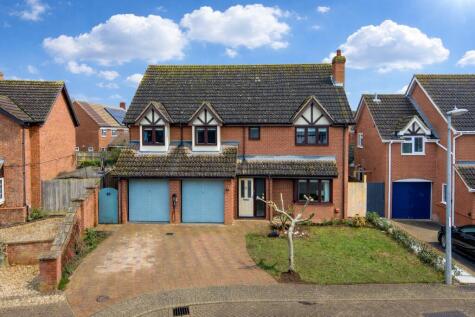 Elsworth Close, St. Ives, Cambridgeshire, PE27