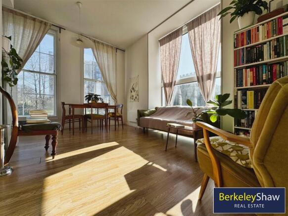 Living/dining area