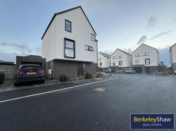 user_edited_photo-64f4640e_user-edited-966d12eb-64