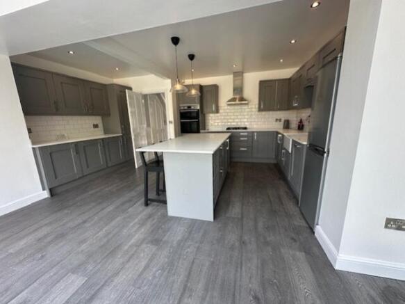 Kitchen (1)