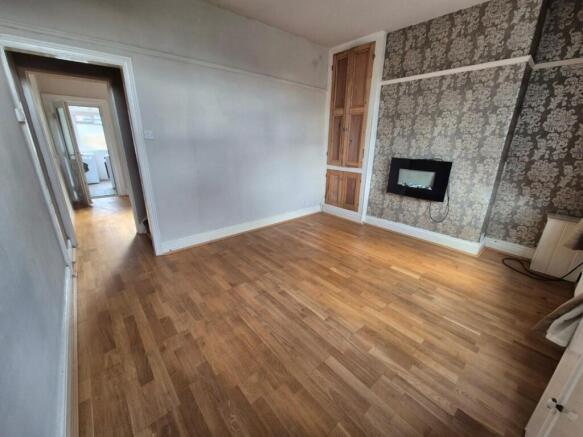 Lounge 2