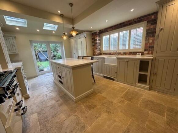 Kitchen 10