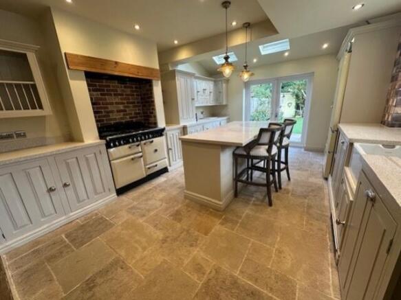 Kitchen 11