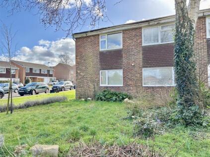 Dacombe Close, Upton