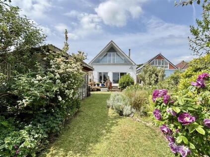 Woodlands Avenue, Poole