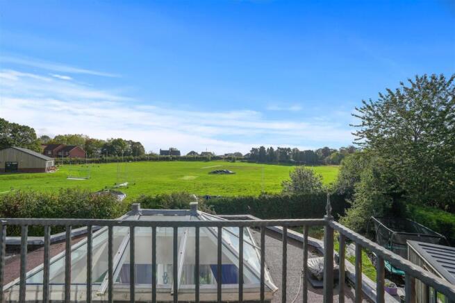 PRIMARY BEDROOM VIEW