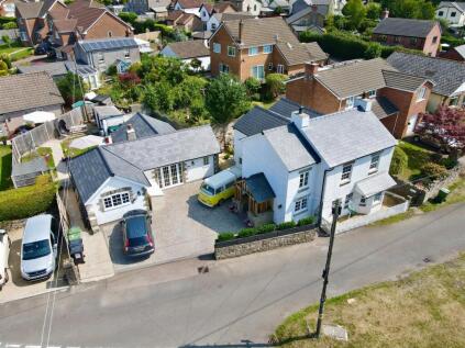 Parkend Walk, Coleford- Detached House PLUS Annexe