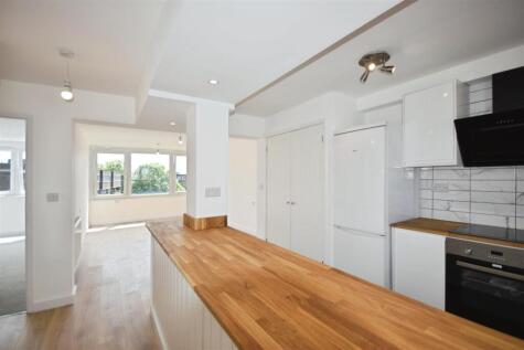 Justin Close, Brentford