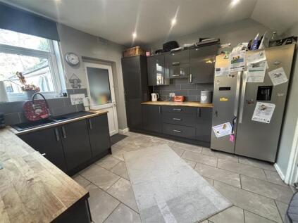 Overseal Road, New Parks