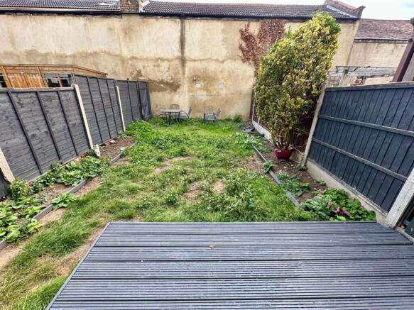 PHOTO-2025-10-02-16-09-01 13.jpg