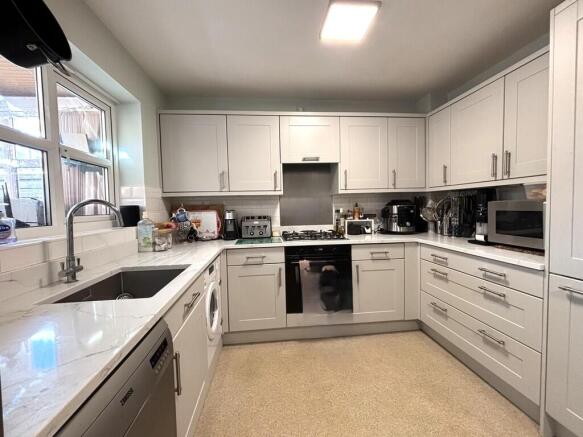 processed-4D56132...