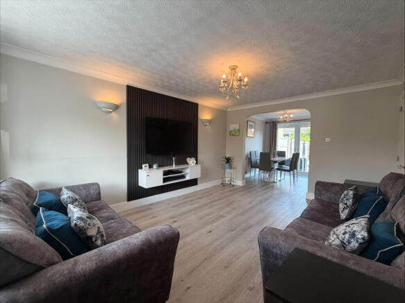 processed-2435AF5...