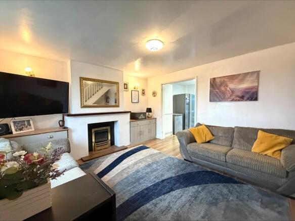 processed-8C8985C...