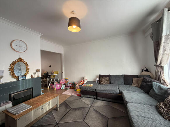 processed-DE7ED9A...