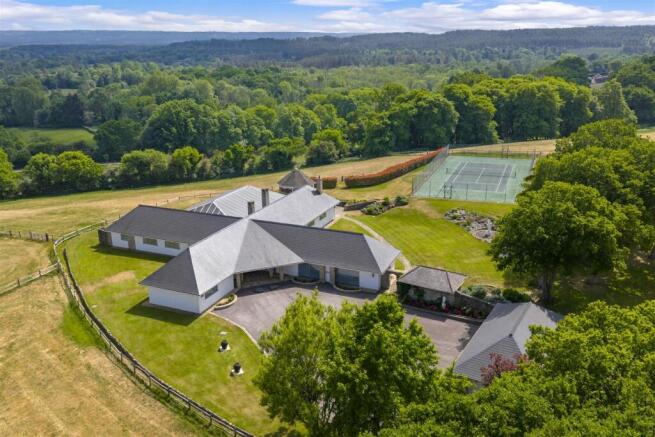 Waverley Court Farm, Monks Walk Farnham, Surrey, G
