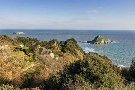 Thatcher Heights, Torquay, Devon, TQ1 2PA