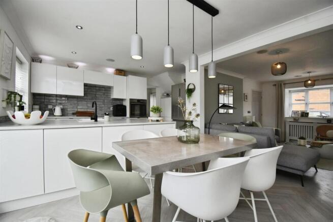 Dining Kitchen