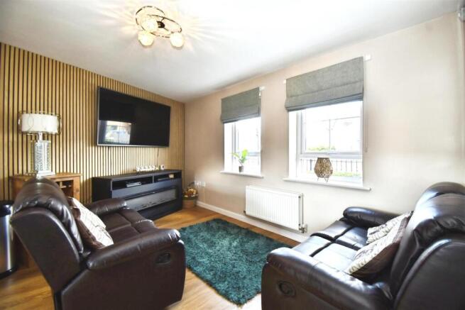 Open Plan Living/Dining/Kitchen