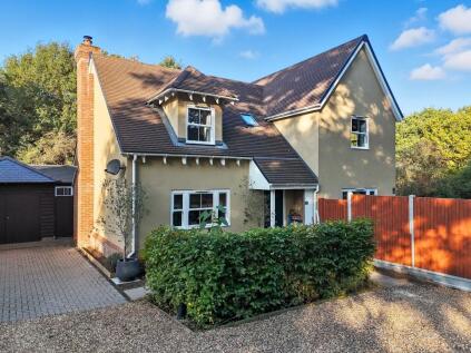 Campanile Close, Notley Green, Braintree, Essex, CM77