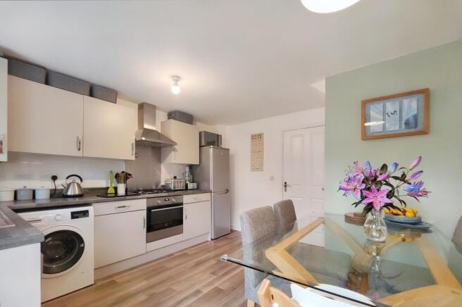 Open Plan & Modern