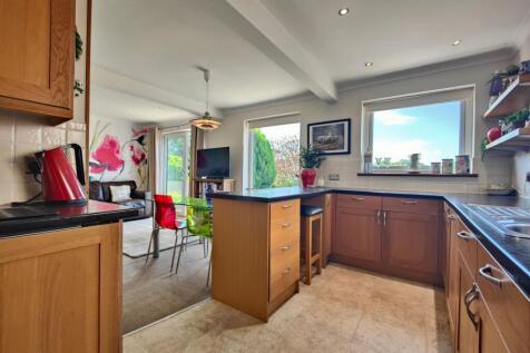 Hazelmount Drive, Warton, LA5