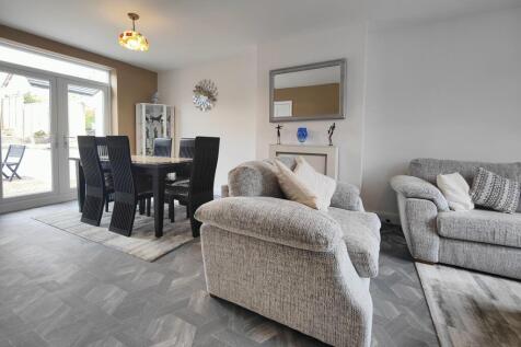 Ashton Drive, Lancaster, LA1