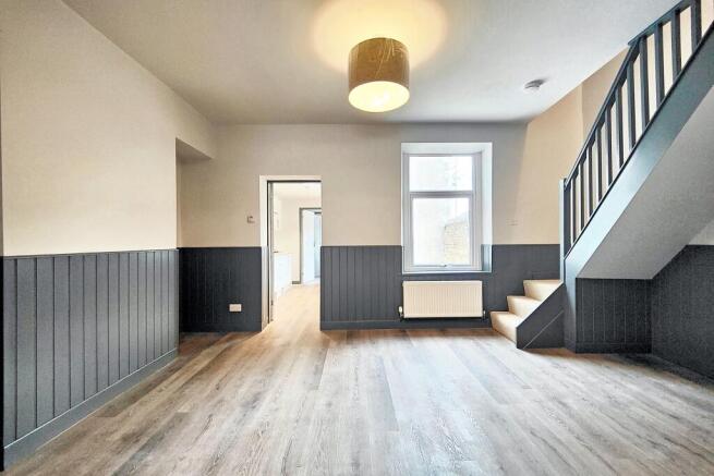 Open Plan & Modern