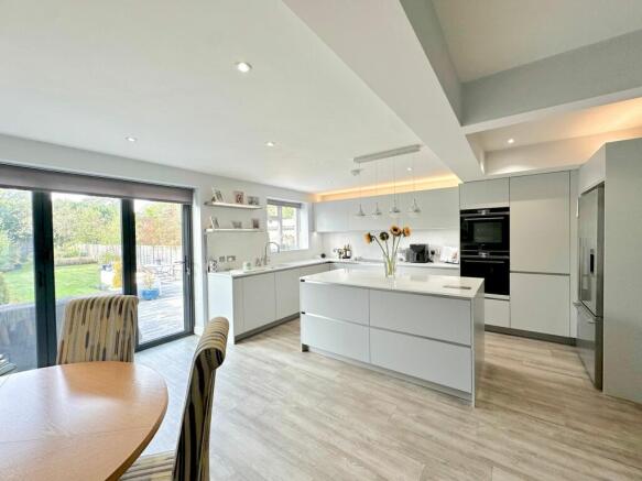 Open-plan Kitchen/Diner/Living Room