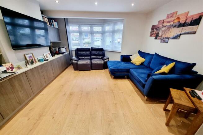 FRONT RECEPTION ROOM: