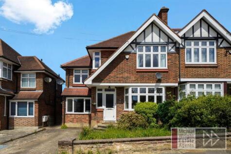 Evelyn Road, Cockfosters, EN4