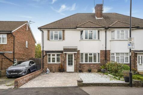 Merridene, Grange Park, N21