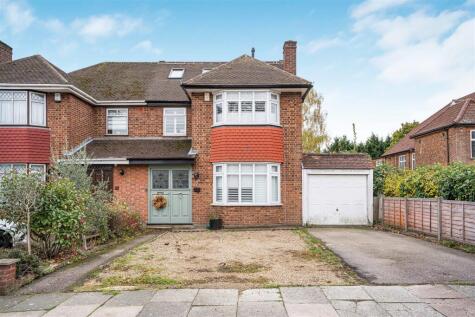 Merrivale, Oakwood, N14