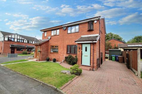 James Street, Littleborough, OL15