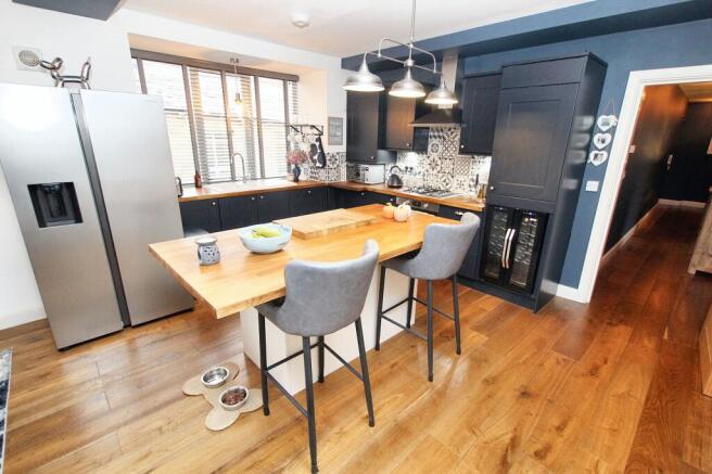 Open plan Lounge / Kitchen / Dining Area