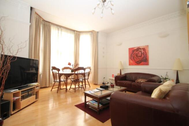 11 Glasfryn Court 009.jpg