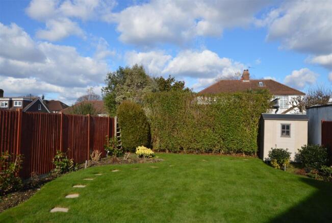 66 Lyndhurst Avenue gdn sunny.JPG