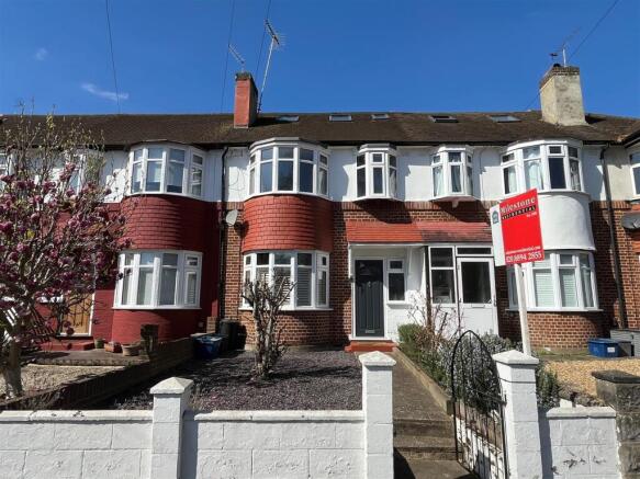 233 Whitton Dene April 3.jpg