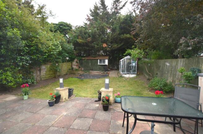 13 Cypress Avenue gdn.JPG