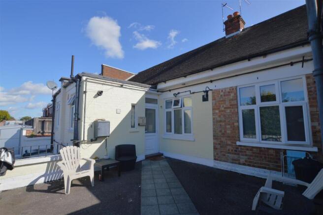 50A High Street roof terrace.JPG