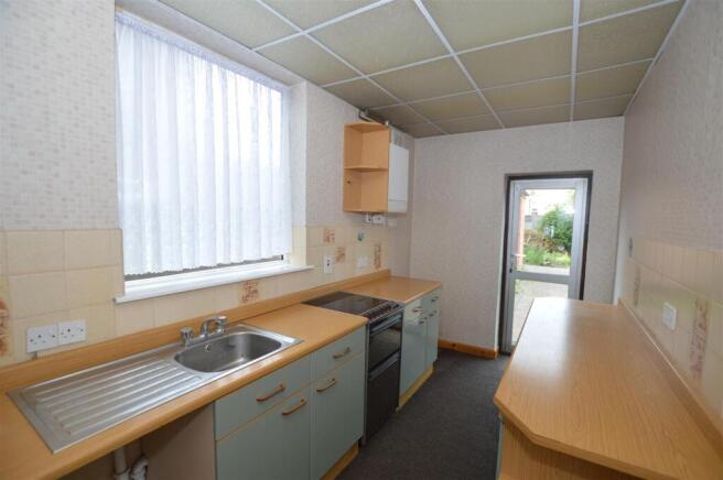 22 Granville Avenue kit.JPG