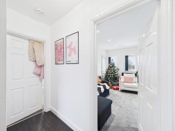 CAM02023G0-PR0188-STILL012