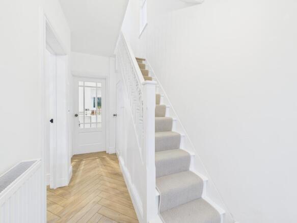 CAM04825G0-PR0226-STILL001