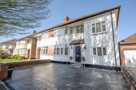 Ferncroft Avenue, Ruislip, Middlesex