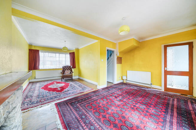 1305845-1-6846fcd...